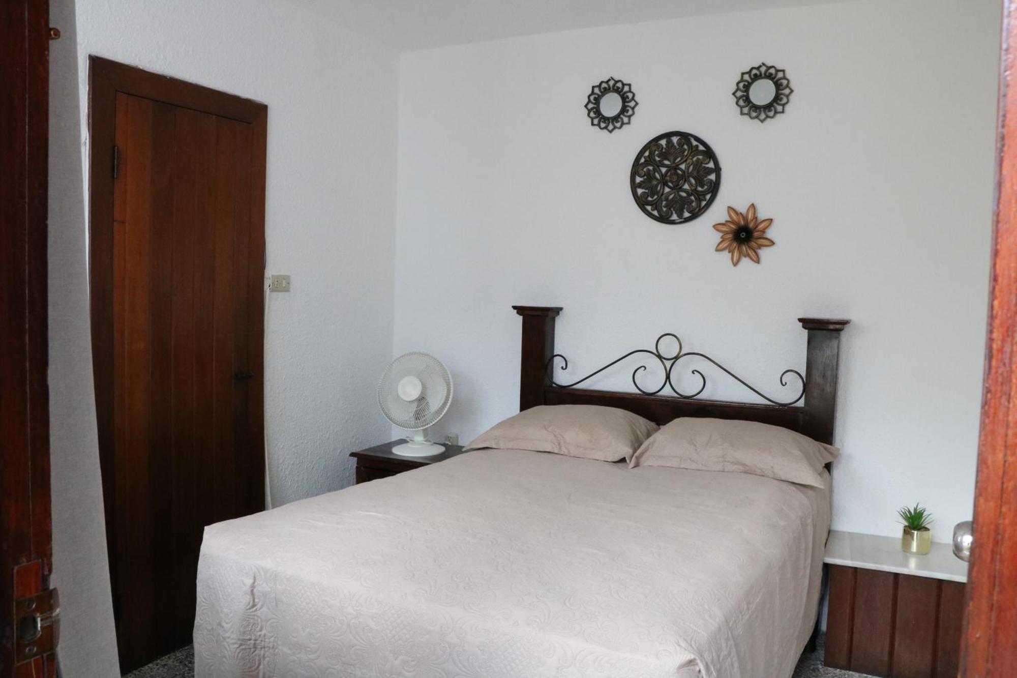 Hostal Los Volcanes Guatemala-Stad Buitenkant foto