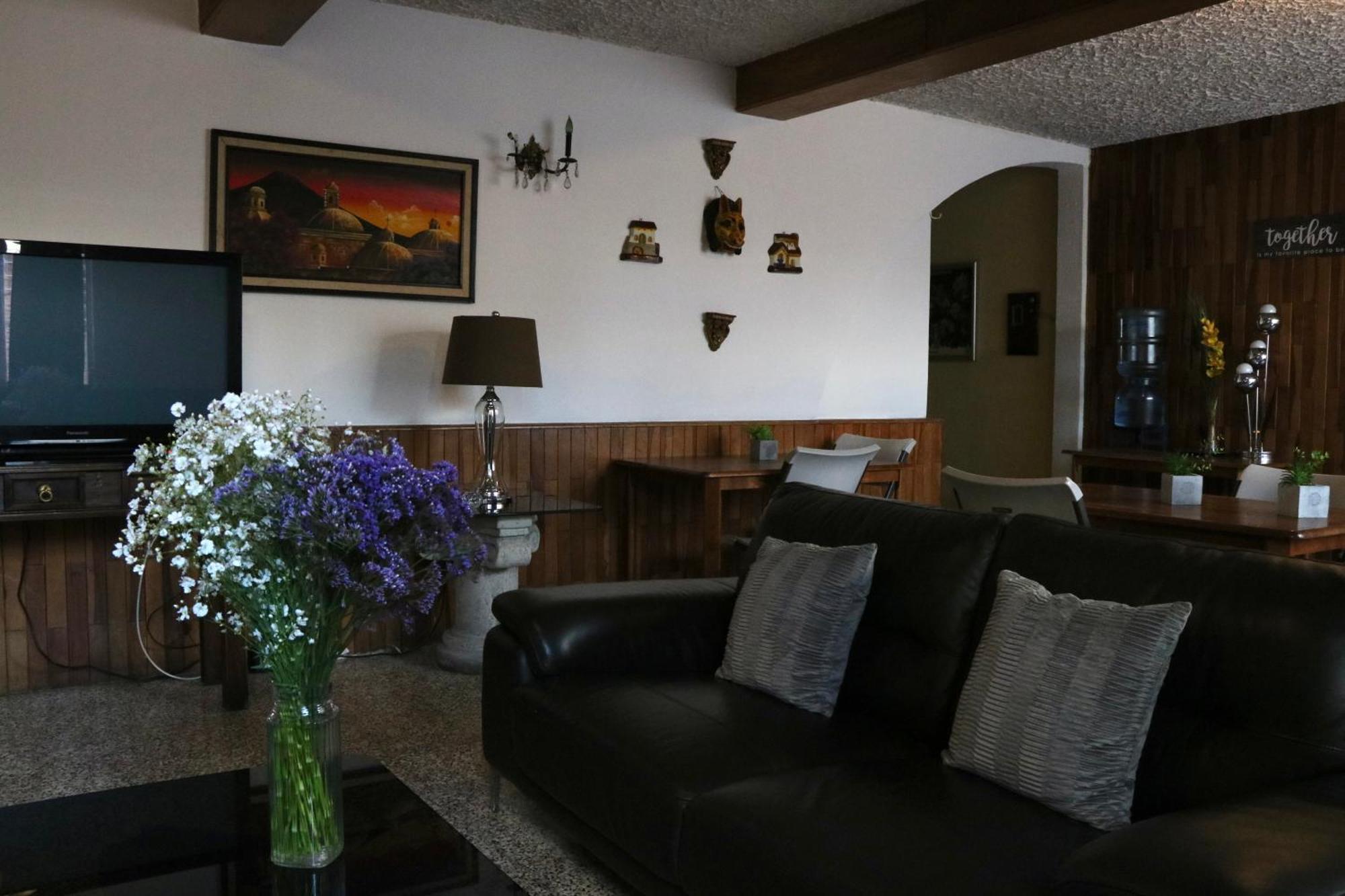 Hostal Los Volcanes Guatemala-Stad Buitenkant foto