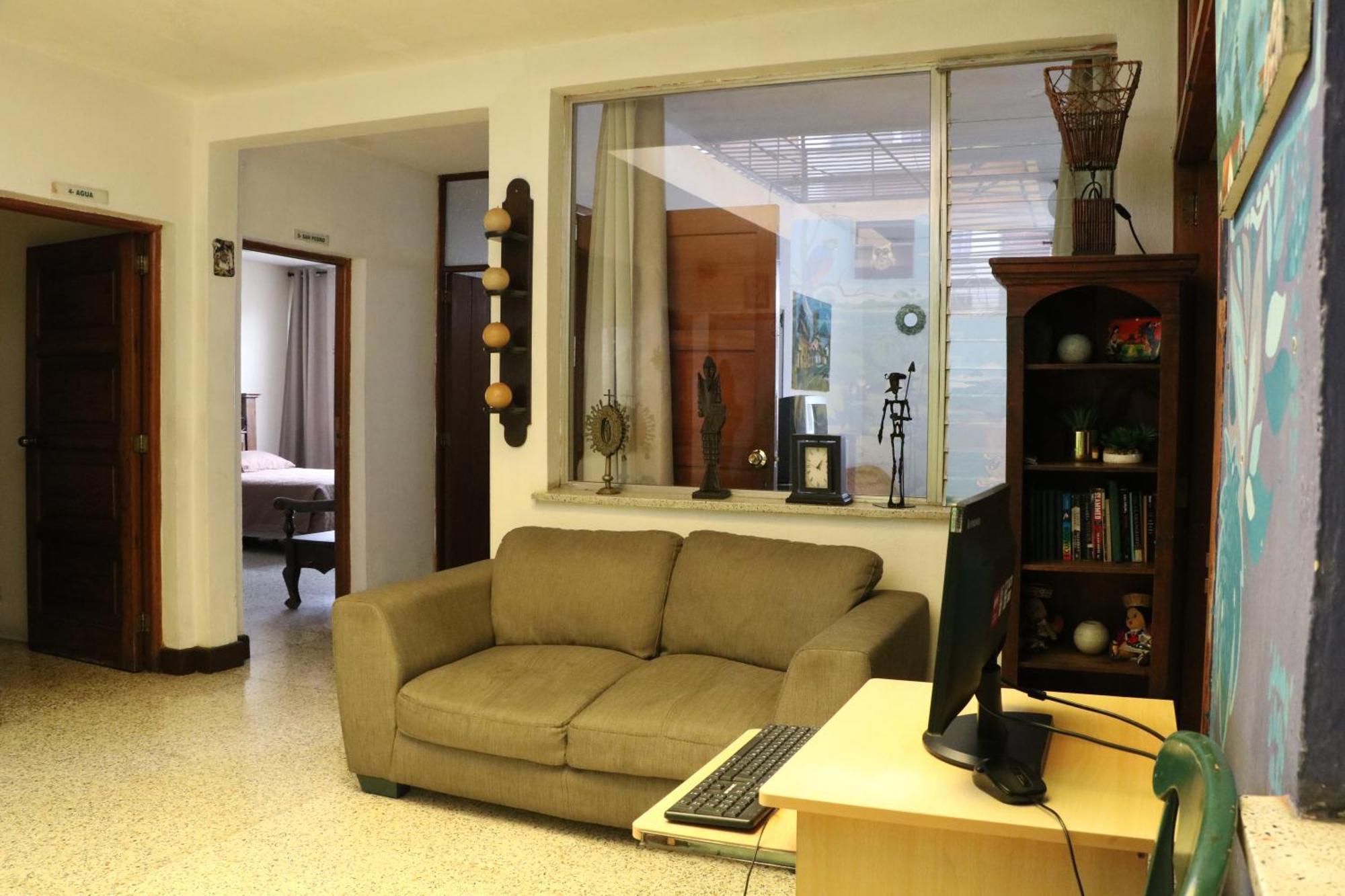 Hostal Los Volcanes Guatemala-Stad Buitenkant foto